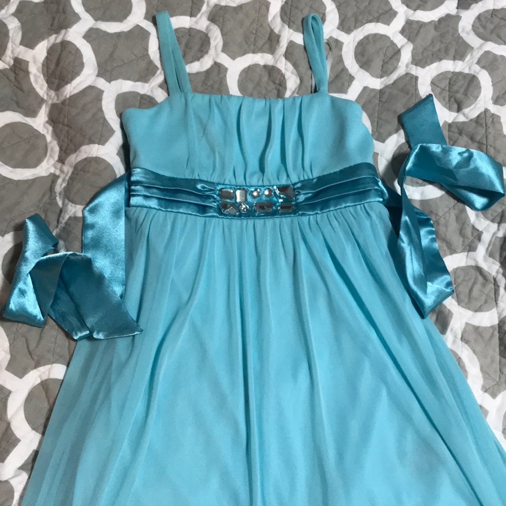 CUTE DRESS